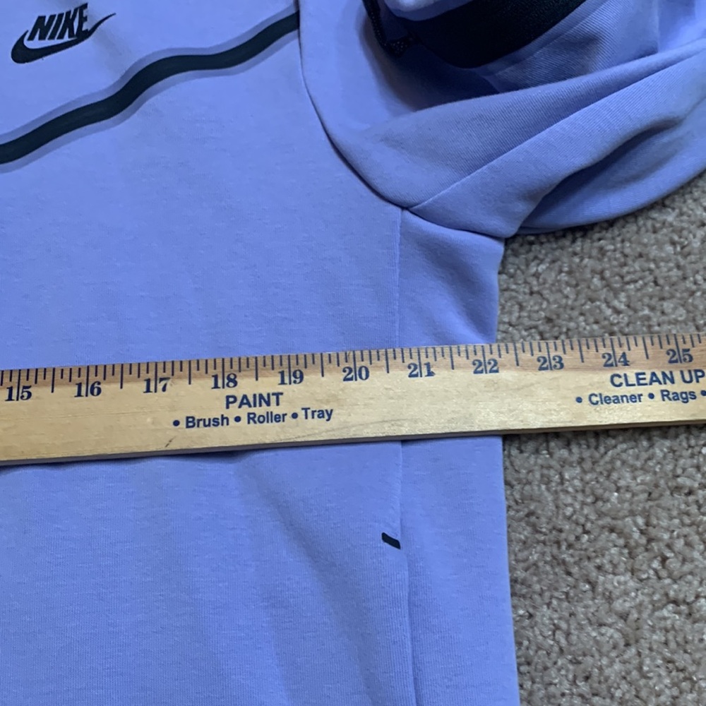 Nike tech jacket - Picture 4 of 10
